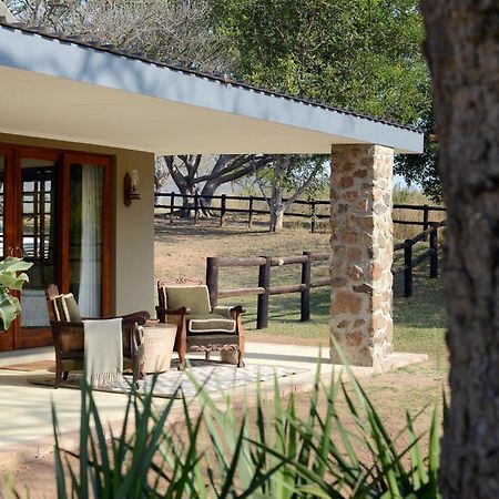 Villa Tomjachu Bush Retreat à Mbombela Extérieur photo