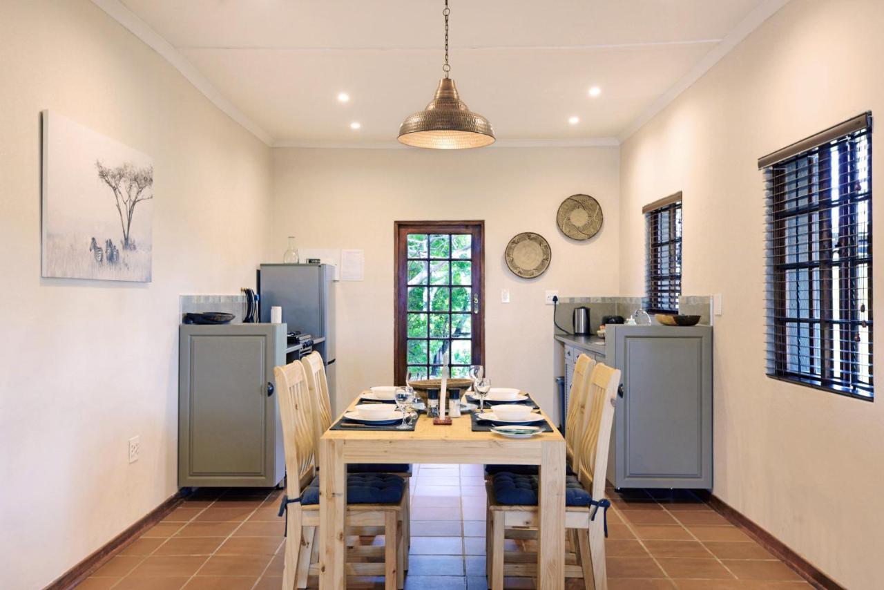 Villa Tomjachu Bush Retreat à Mbombela Extérieur photo